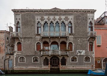Paleis met kameel  in centrum van oude stad Venetie, Italie