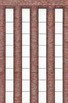 BERLIN Hausfassade - brick columns von Bernd Hoyen