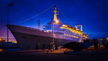 SS Rotterdam blue hour