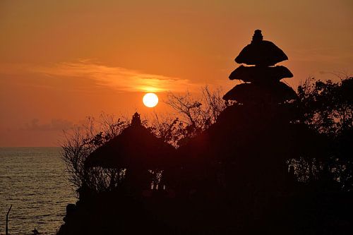 Silhouet van een tempel