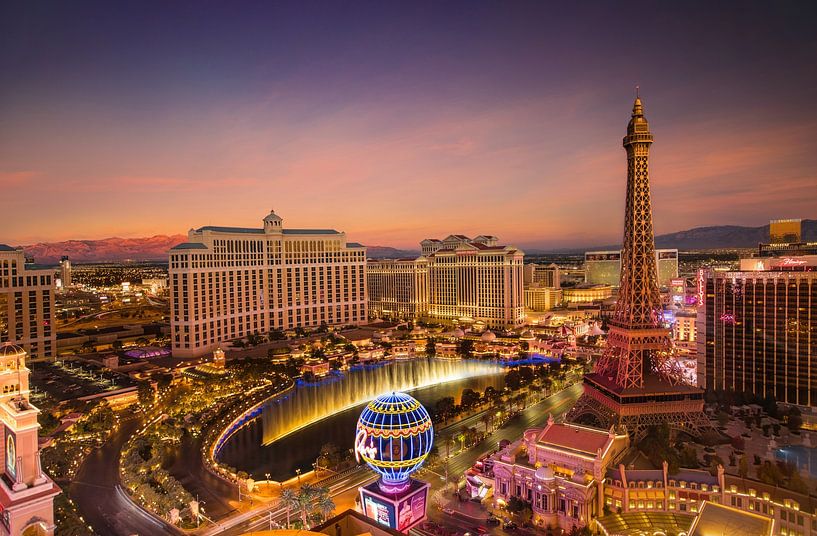 Las Vegas by Hello Pompoyo