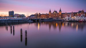 Amsterdam Centraal Station van Arnaud Bertrande