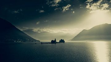 Silhouette de Kotor sur Stabij