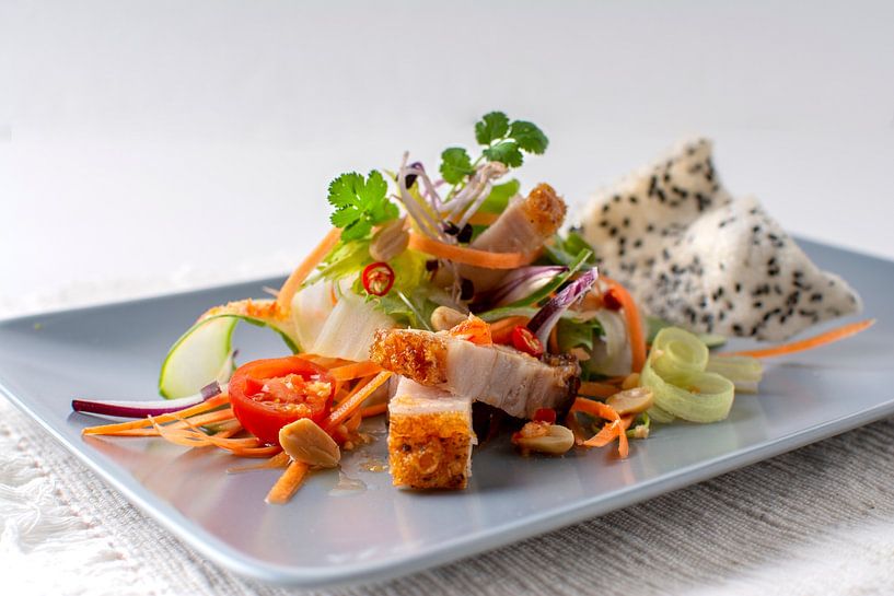 Krokante varkensvlees salade van Alex Neumayer