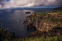 Falaise dramatique des Açores