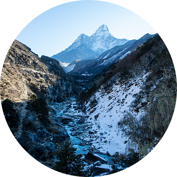 Goedemorgen Ama Dablam Nepal. van Ton Tolboom