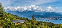 Zicht op Lago Maggiore Italië van Jaap Terpstra thumbnail