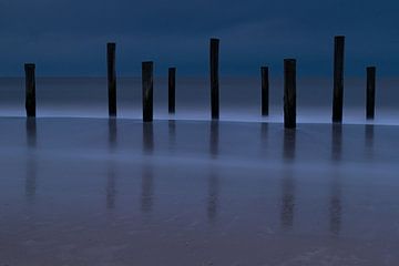 Petten in het blauwe uurtje van Ton van den Boogaard