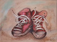 Rouge, vieilles baskets