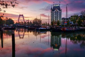 Zonsopkomst Oude Haven Rotterdam van Mark De Rooij