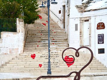Die Treppe der Liebe in Alberobello von Judith van Wijk