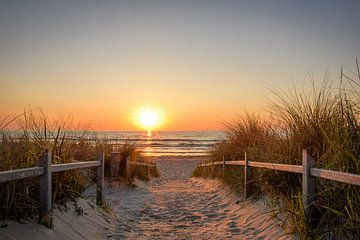 Zonsopgang op het strand van Rügen IV van SPUTNIKeins fotografie