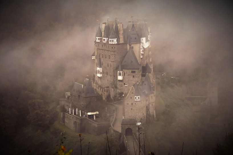 Castle eltz,germany by Goldeneyes