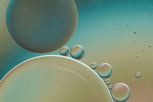 Gouttes | d'huile sur l'eau