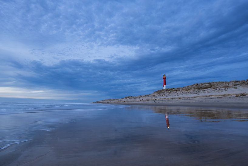 La Coubre lighthouse along the French coast by Peter Haastrecht, van