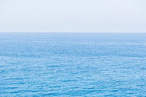 Des eaux bleues et limpides sur la côte italienne des Pouilles