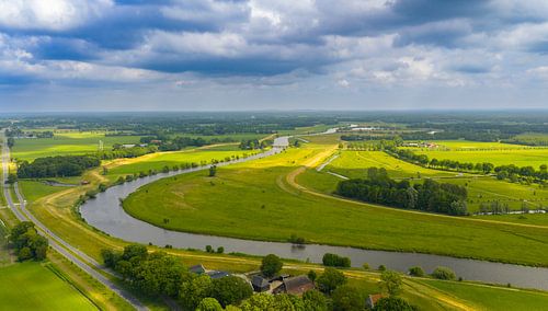 Vecht landschap van bovenaf gezien in de lente