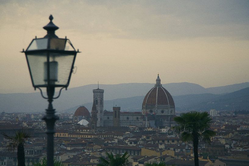 Florence by Hello Pompoyo