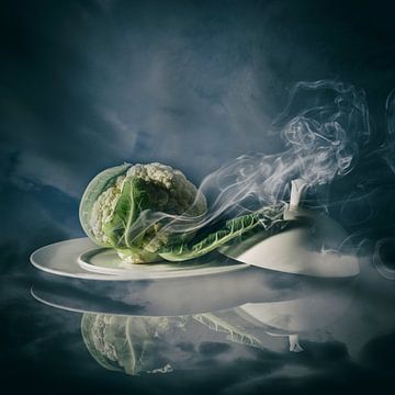 Magic cauliflower by Monique van Velzen