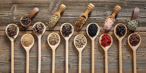 Culinaire diversiteit: kruiden, zout en peper