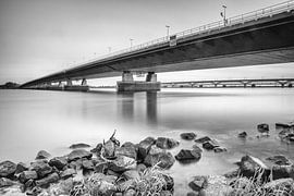 Moerdijk roadbridge over Hollands Deep by Jan van der Vlies
