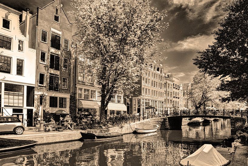Jordaan Egelantiergracht Amsterdam Nederland Sepia van Hendrik-Jan Kornelis