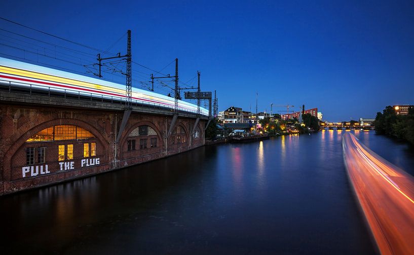 Berlin city railway and Spree with street art &quot;PULL THE PLUG&quot; by Frank Herrmann