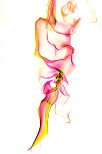 Farbiger Rauch in Rosa, Gelb und Grün