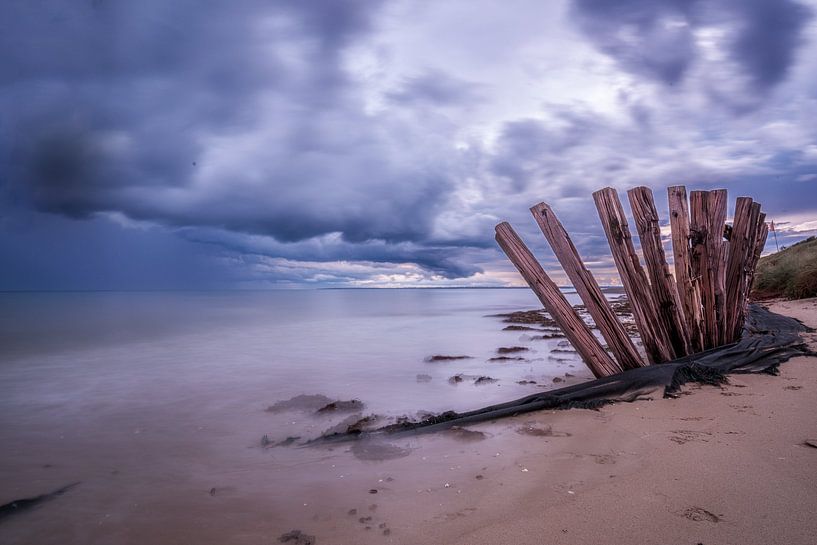 Omaha beach Normandie van Angelique Niehorster