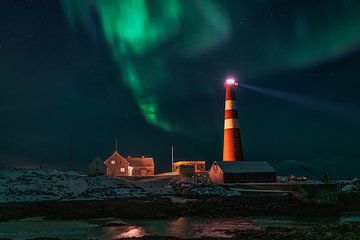 Northern lights over the lighthouse of Slettnes by Kai Müller