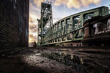 De Hef tijdens guur weer (Koningshavenbrug) van Prachtig Rotterdam