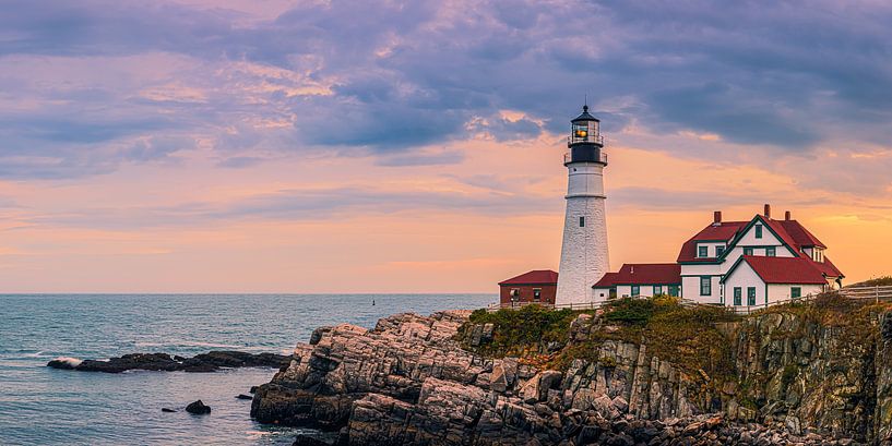 Coucher de soleil panoramique Portland Head Light, Maine par Henk Meijer Photography