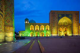 Registanplein in Samarkand – Het schitterende hart van de Zijderoute