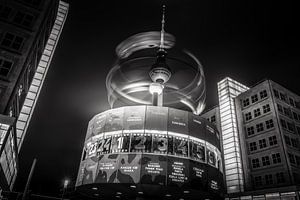 Weltzeituhr in Berlin 01