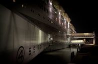 Voormalig cruiseschip SS Rotterdam van Eus Driessen thumbnail