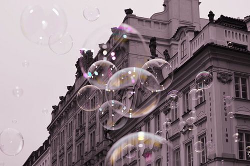 Bubbles in Prague