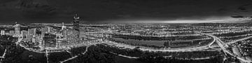 Skyline of the city of Vienna in black and white by Manfred Voss, Schwarz-weiss Fotografie