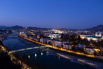 Avondlijke sfeer in Salzburg van Daniel Fankhauser