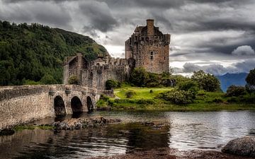 Eilean Donan Castle by Em We