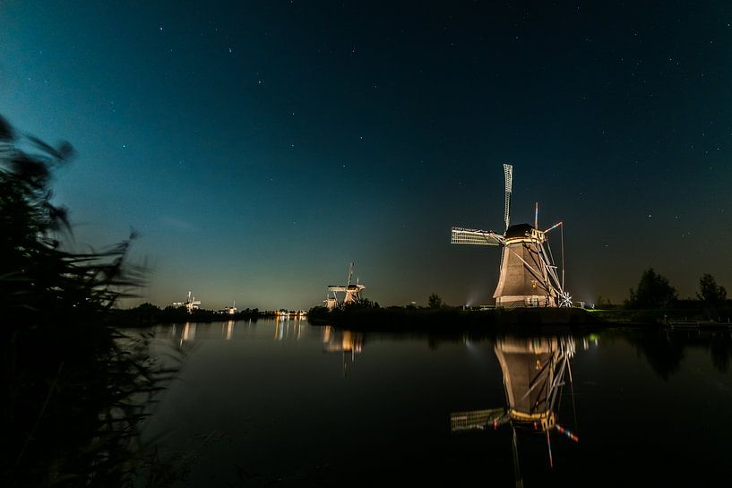 Windmühlen Kinderdijk bei Abendlicht von Alvin Aarnoutse