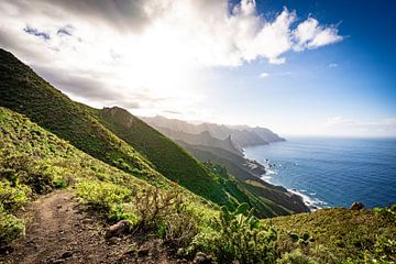 Zonsondergang op het eiland Tenerife van Nicole Geerinck