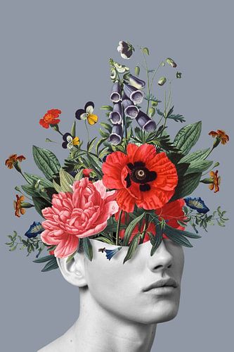 Zelfportret met bloemen 5 (blauwgrijs staand)