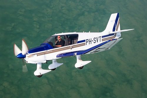 Robin DR.400 boven Zeeland