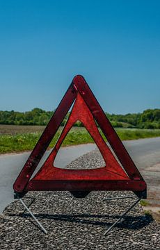 Warning triangle by Norbert Sülzner