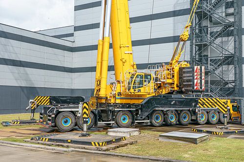Liebherr LTM 1.750-9.1 mobiele hijskraan van Boekestijn.