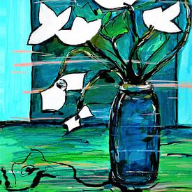 Blauwe vaas met witte bloemen . Aquarel  handgeschilderd van Ineke de Rijk