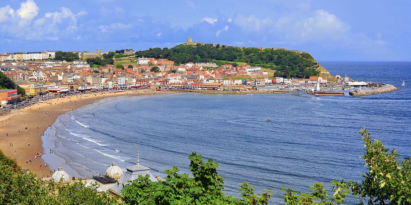 Scarborough - Stadt am Meer von Gisela Scheffbuch