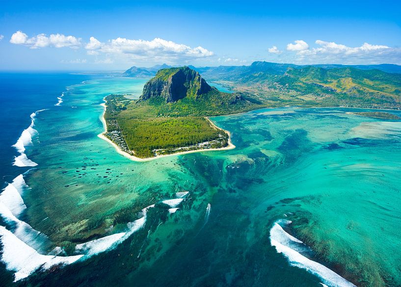 Ocean Island van Stefan Wapstra