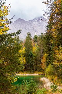 eibsee blauw Garmisch-Partenkirchen van Tim Lee Williams