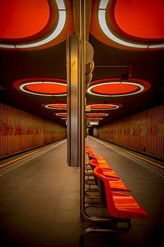 Fotografie Belgien Architektur - Die U-Bahn Station Pannenhuis der LIne 6 in Brüssel von Ingo Boelter